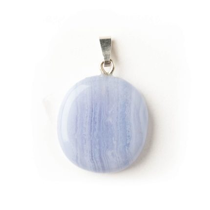 Blauer Achat-Anhänger für Energiearbeit, fördert innere Ruhe und Harmonie. Ideal für spirituelle Praktiken und Heilung.